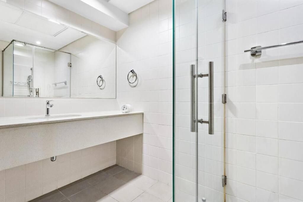 Apartment Koyo In The Heart Of Jbr Beach - 3Bdr Dubai Buitenkant foto
