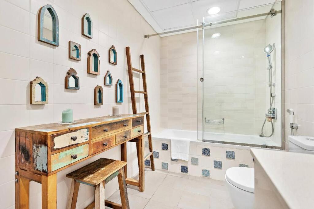 Apartment Koyo In The Heart Of Jbr Beach - 3Bdr Dubai Buitenkant foto