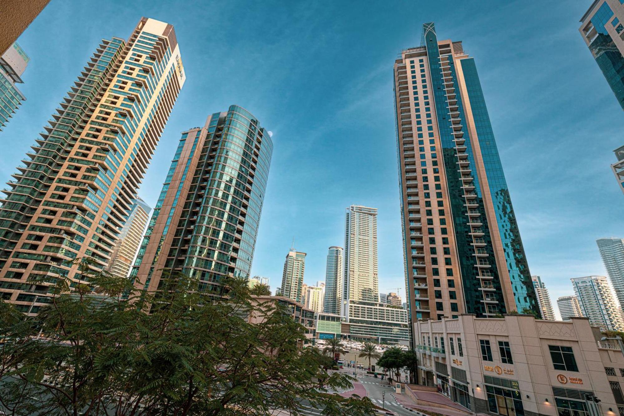 Apartment Koyo In The Heart Of Jbr Beach - 3Bdr Dubai Buitenkant foto