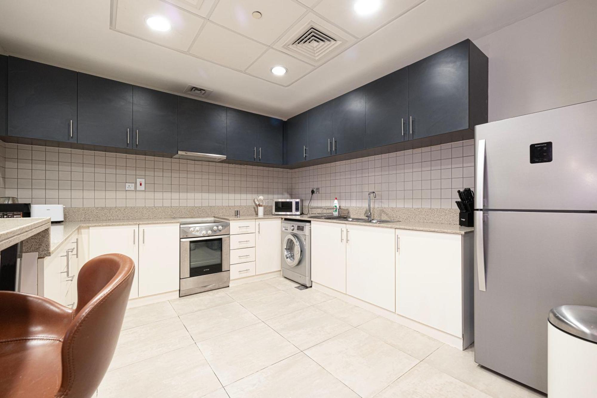 Apartment Koyo In The Heart Of Jbr Beach - 3Bdr Dubai Buitenkant foto